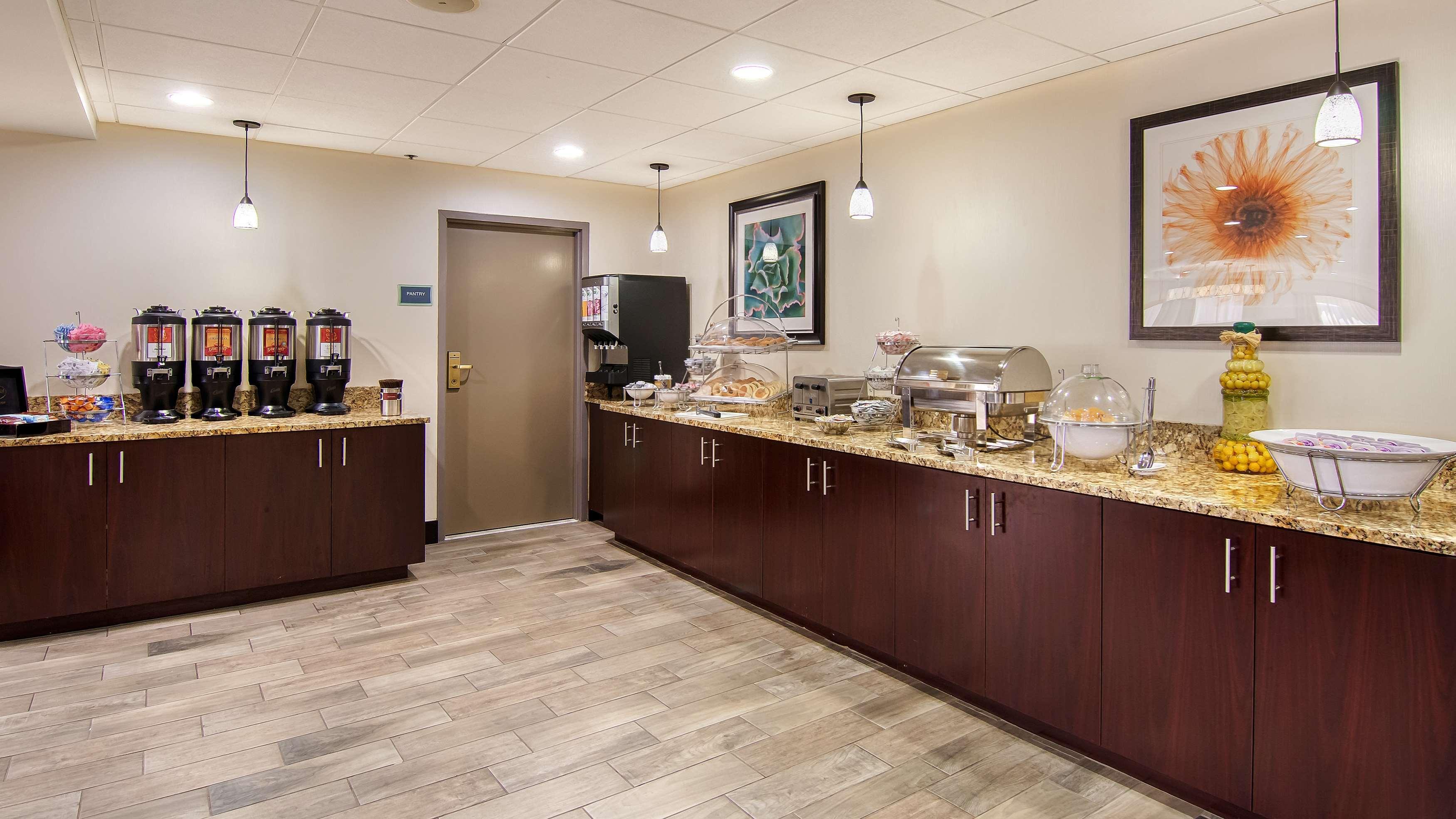 Best Western Plus Chicagoland - Countryside Exterior photo